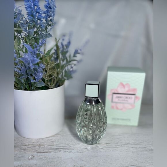 NEW! JIMMY CHOO Floral 2.0oz Eau de Toilette Spray NIB MSRP $100 - Picture 2 of 6